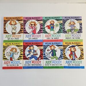Judy Moody Book Set 1-8, Chapter Book, Paperback, Excellent Used Condition EUC
